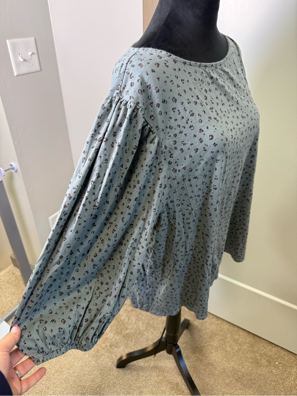 J. Jill Cotton Blue Cheetah Leopard Animal Print Blouse Top Casual Boat Neck 2X - Picture 2 of 7